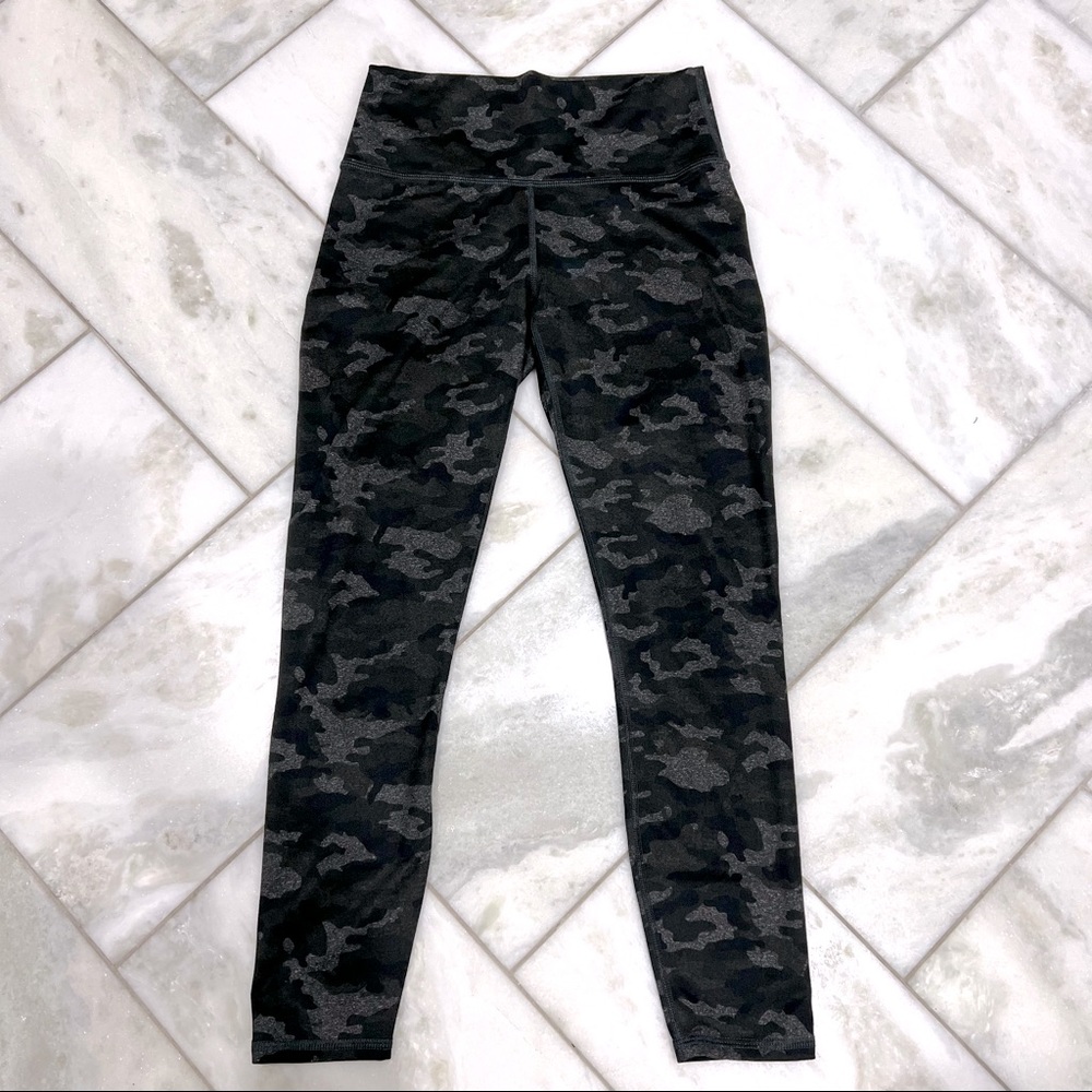 Fabletics PowerHold Camo Leggings Women’s Size XS